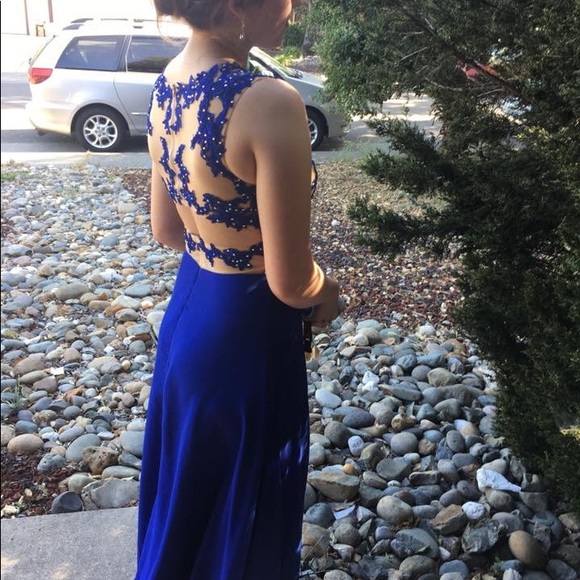 Prom Dress - Picture 2 of 4